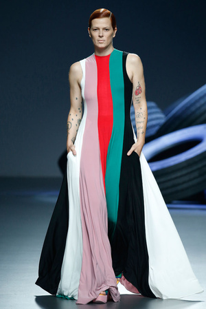 davidelfin_pasarela_885380329_300x