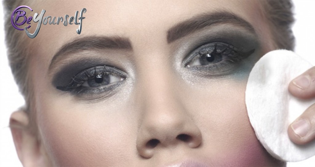 DESMAQUILLA BEYOURSELF